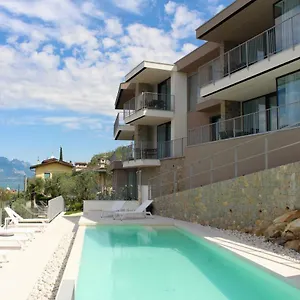 my-lake-apartments.hotelinveneto.com/